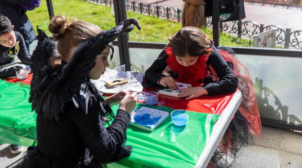 Bilbao despide los carnavales con actividades infantiles y la quema de la Sardina
