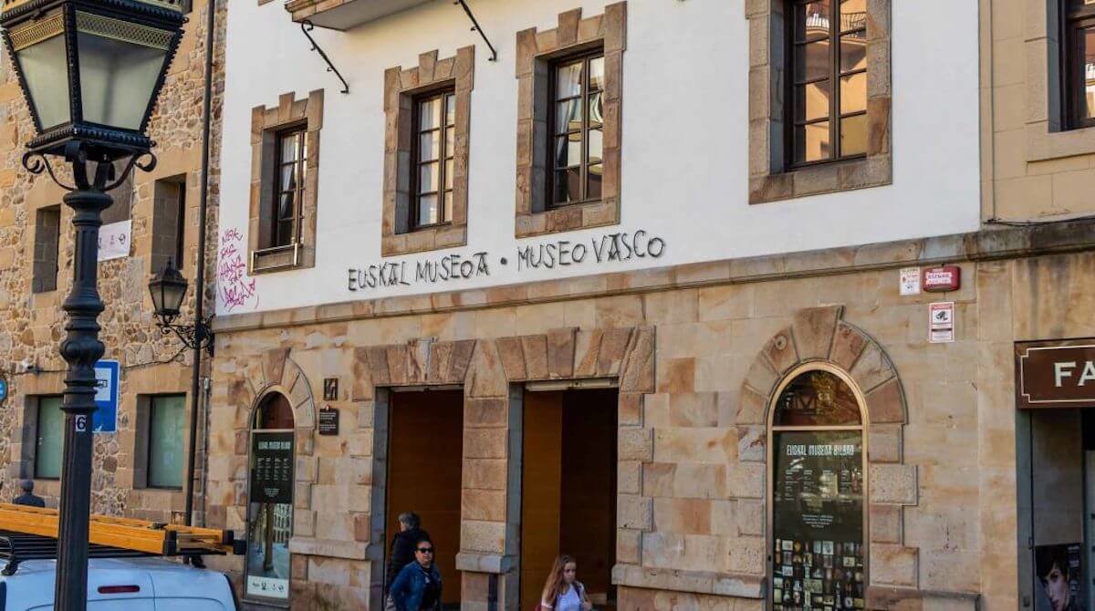 Edificio del Museo Vasco