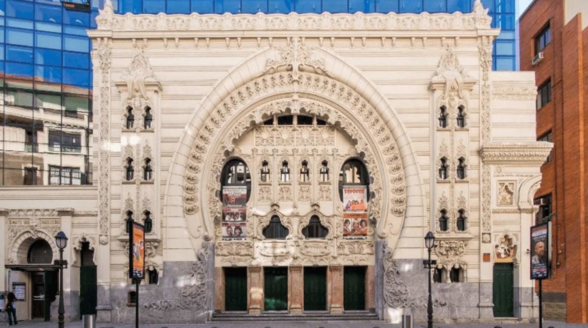 Fachada del Teatro Campos Elíseos, Bilbao.