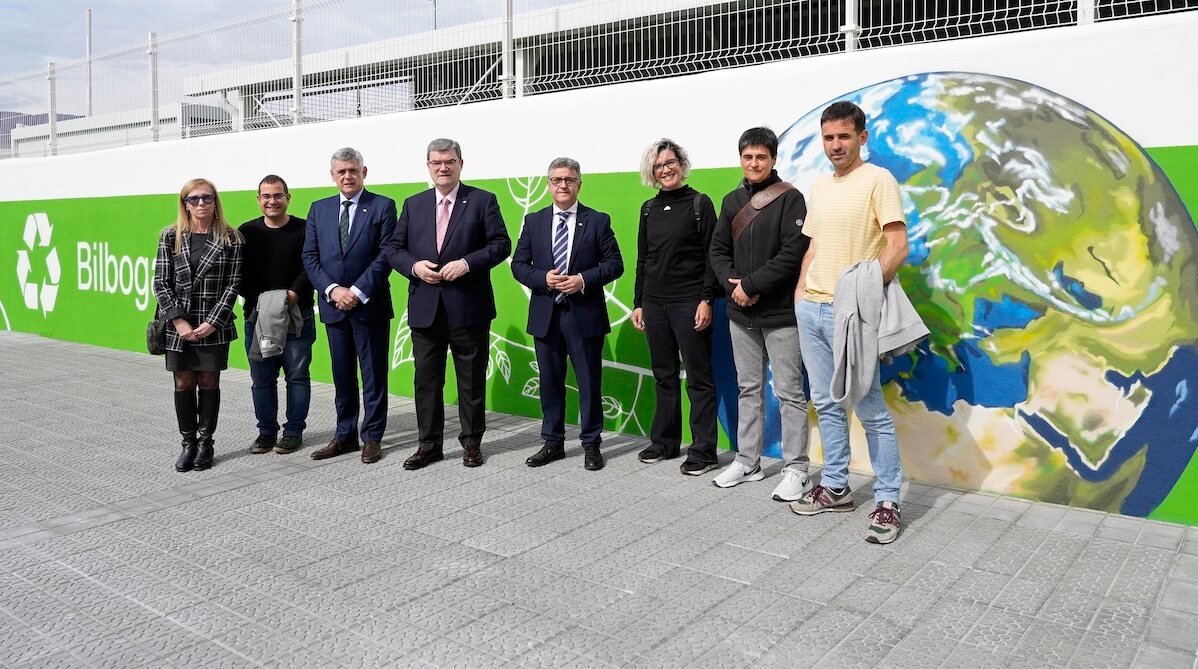 El alcalde, Juan Mari Aburto, ha inaugurado el nuevo BilboGarbi  fijo de Elorrieta