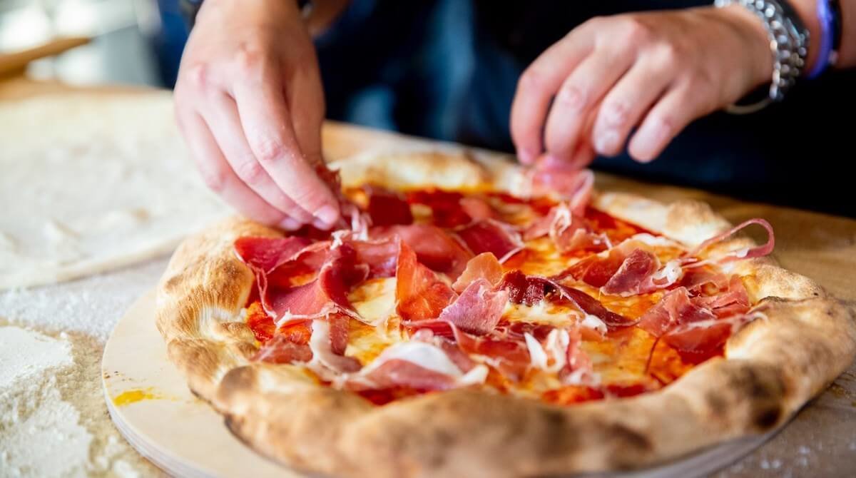 Descubre las irresistibles pizzas de Isla Sicilia