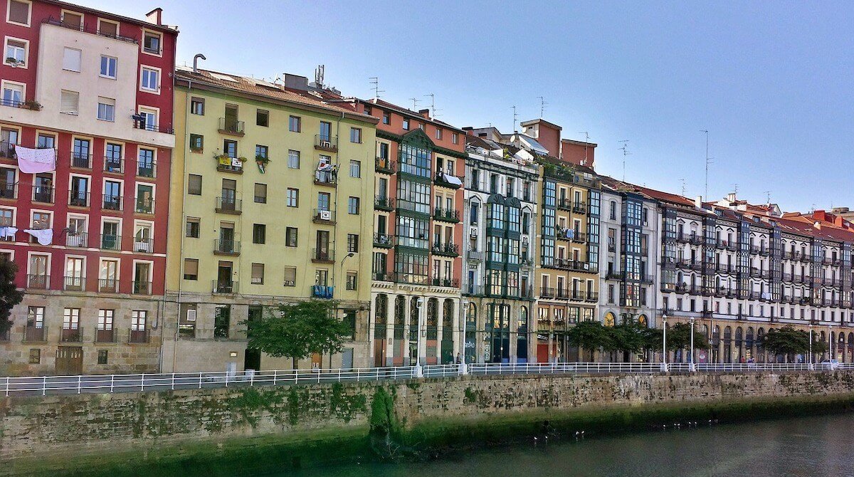 Mejores centros para aprender euskera en Bilbao