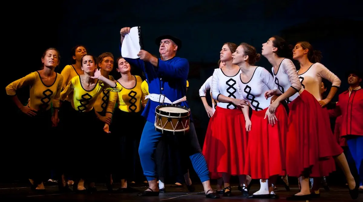 &ldquo;Bailando la Navidad&rdquo; es una evocaci&oacute;n del folklore vasco