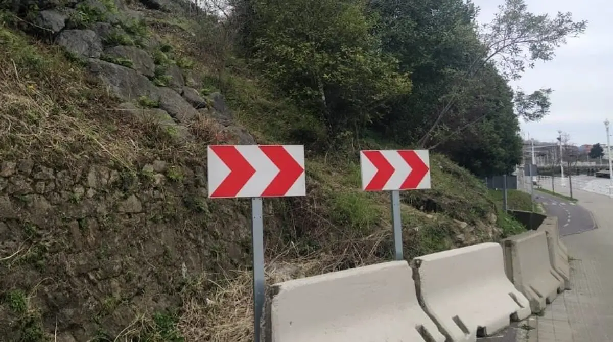 Talud en el bidegorri entre Olabeaga y Zorrotza