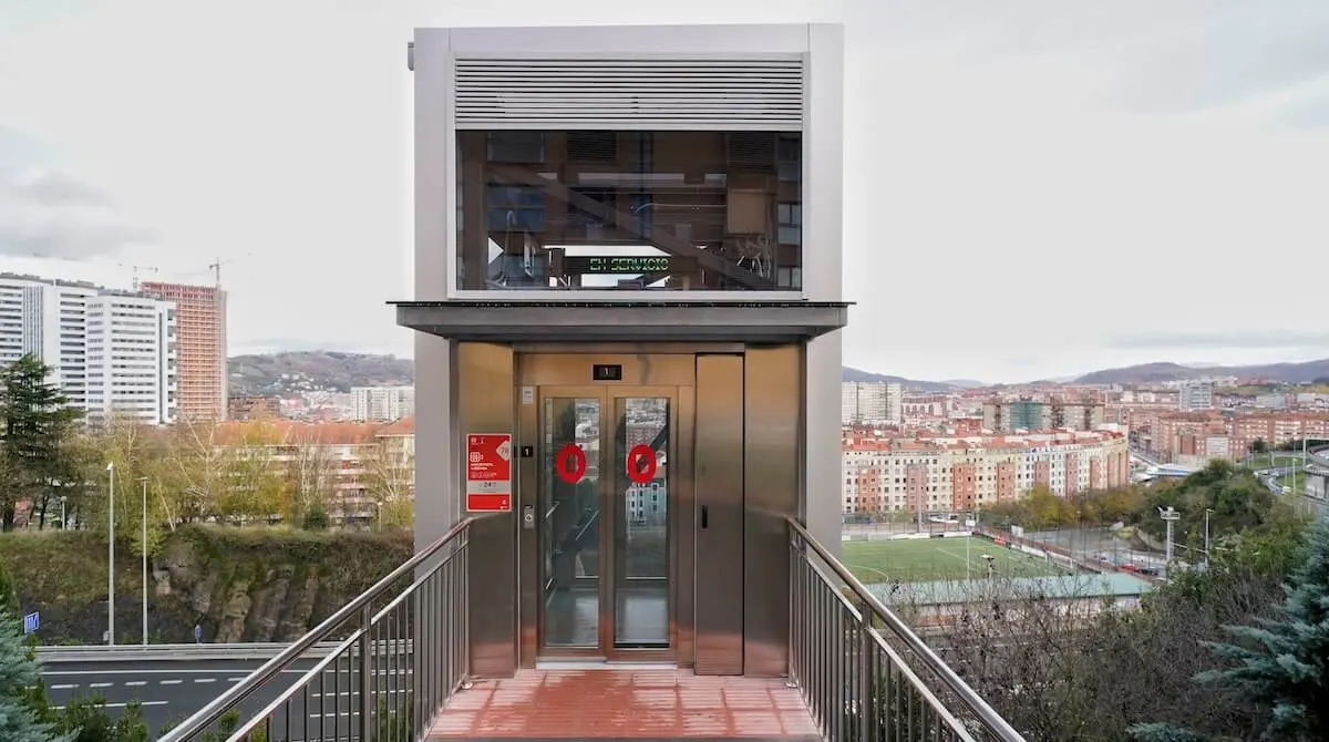 nuevo-ascensor-masustegui.JPG