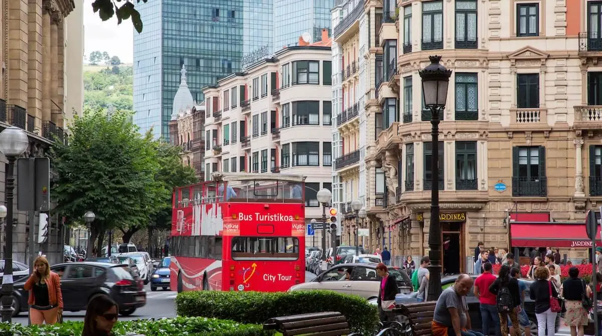 balance-turismo-bilbao-2025