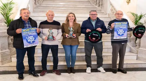 Presentaci&oacute;n de la XXXIV 'Carrera Internacional desde Santurce a Bilbao'