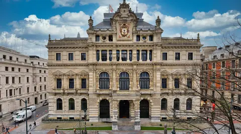 La nueva ayuda de 200 euros se tramita a trav&eacute;s de la Diputaci&oacute;n Foral de Bizkaia