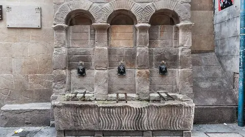 Fuente del perro, Bilbao.