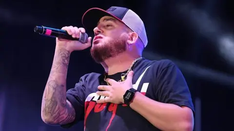 Concierto del cantante Maka