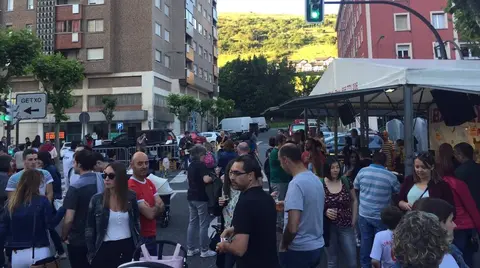 Las vecinos de Ibarrekolanda disfrutan de sus fiestas