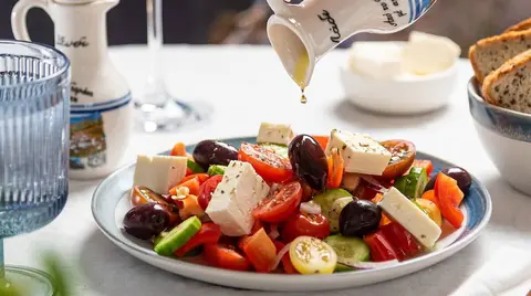 Irresistible ensalada griega en Grecocina