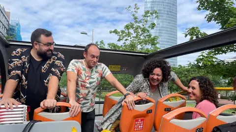 Mitxel Santamar&iacute;a, I&ntilde;aki Maruri y Gurutze Beitia se subir&aacute;n al autob&uacute;s tur&iacute;stico de Bilbao