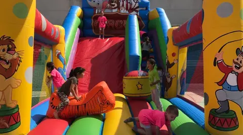 Actividades infantiles en las fiestas de San Adri&aacute;n