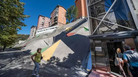 Nuevo ascensor entre Otxarkoaga y Txurdinaga