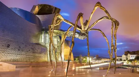 La escultura "Maman" de Bilbao, una de las m&aacute;s importantes de Bilbao