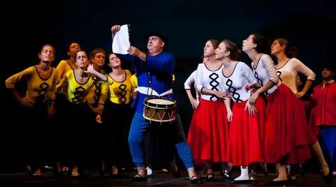 &ldquo;Bailando la Navidad&rdquo; es una evocaci&oacute;n del folklore vasco