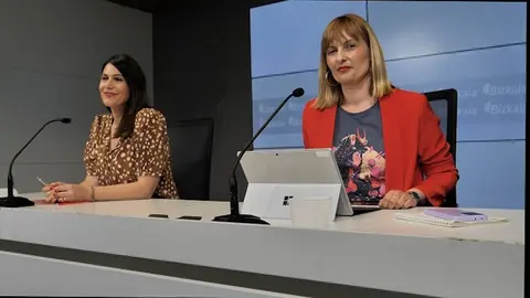 Amaia Antxustegi y Leixuri Arrizabalaga