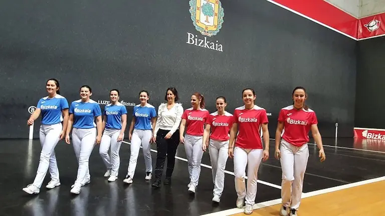 El V Torneo Bizkaia femenino de pelota a mano se celebrar&aacute; del 13 de enero al 10 de febrero