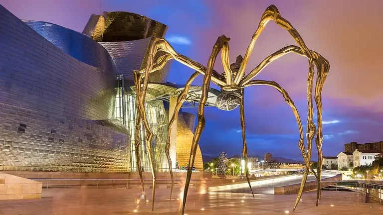 La escultura "Maman" de Bilbao, una de las m&aacute;s importantes de Bilbao