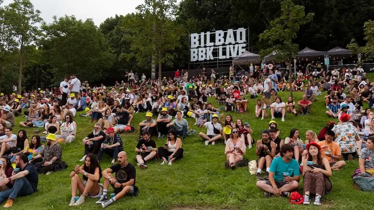 cartel-bilbao-bbk-live-2025